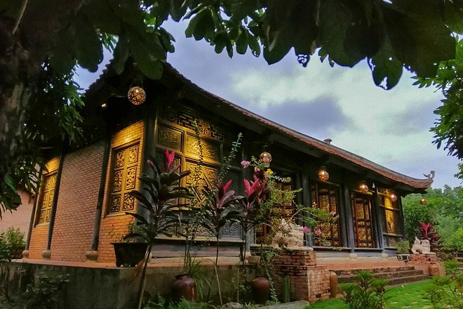 Tôi không nổi tiếng bằng anh Thành Lộc thì liên quan gì tới việc tôi ở nhà to hơn mà chửi”-2