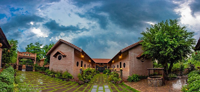 Tôi không nổi tiếng bằng anh Thành Lộc thì liên quan gì tới việc tôi ở nhà to hơn mà chửi”-1