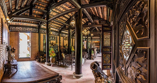 Tôi không nổi tiếng bằng anh Thành Lộc thì liên quan gì tới việc tôi ở nhà to hơn mà chửi”-4