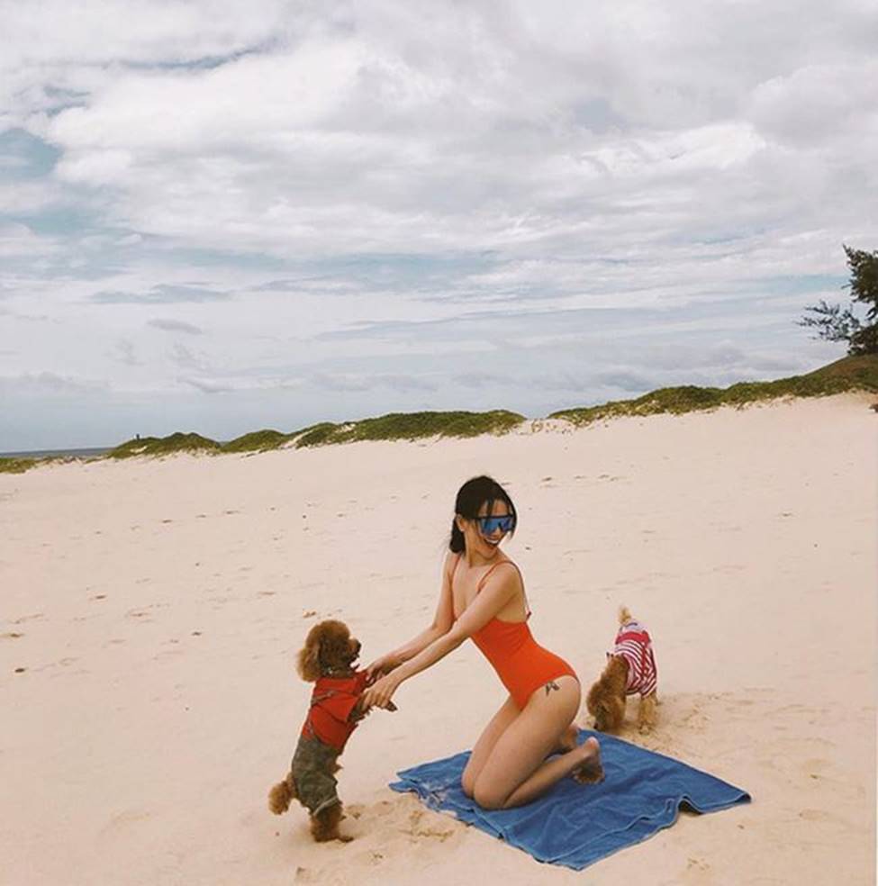 2 nàng nấm lùn hot nhất nhì Việt Nam mê khoe body với bikini, nội y bé xíu-20