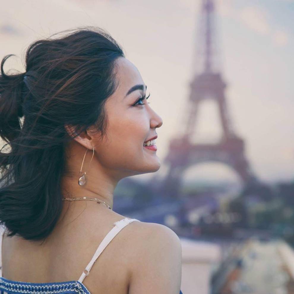 Nữ giáo viên tương lai gây sốt trên mạng bởi loạt hình siêu xinh, tìm hiểu kỹ hoá ra là diễn viên gắn bó với tuổi thơ của hàng triệu người-10