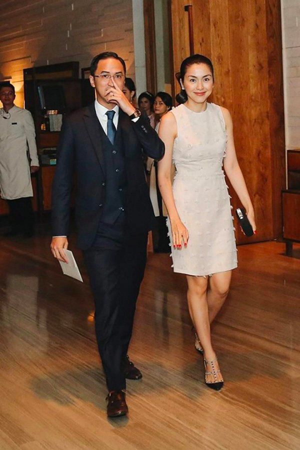 Trước tin đồn hôn nhân rạn nứt, Tăng Thanh Hà và chồng luôn ăn mặc tinh tế và đồng điệu-14