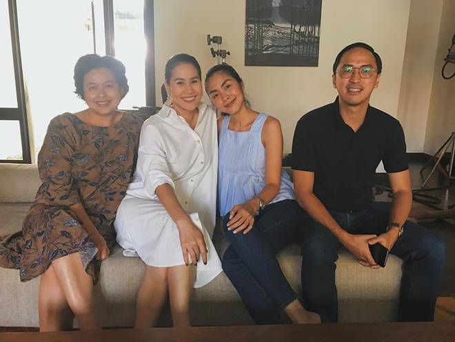 Trước tin đồn hôn nhân rạn nứt, Tăng Thanh Hà và chồng luôn ăn mặc tinh tế và đồng điệu-7