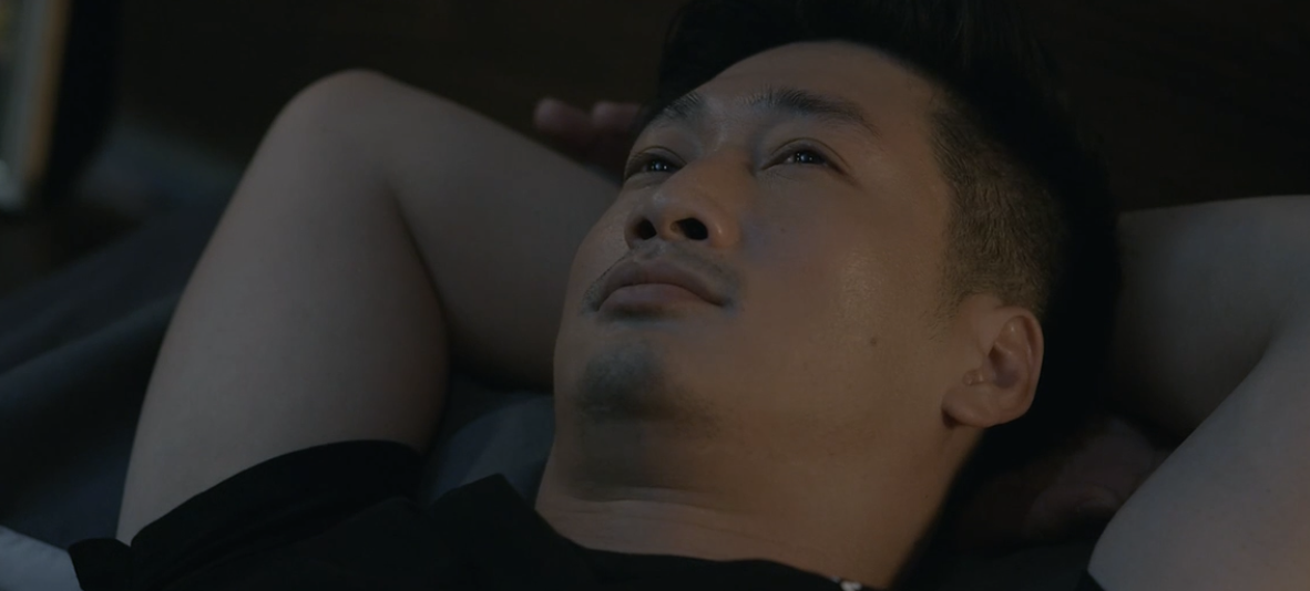 Hoa hồng trên ngực trái: Xót xa cảnh Khuê chấp nhận Thái ngoại tình, chỉ xin đừng ly hôn, chạm vào chồng cũng bị từ chối-7