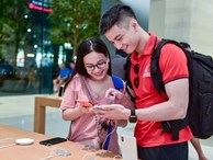 Dân “săn” iPhone 11 khắp châu Á đổ về Singapore chực chờ trước cửa Apple Store