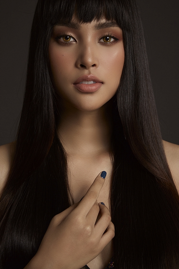 Sự lột xác đầy bất ngờ của Hoa hậu Tiểu Vy sau một năm đăng quang-3