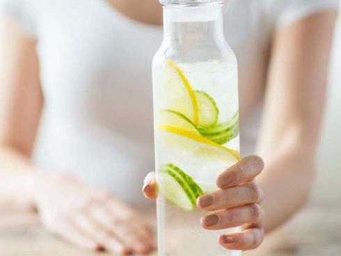 2 hiểu lầm về nước chanh khiến chuyên gia bật cười vì quá vô lý nhưng nhiều người đang tin sái cổ”-3