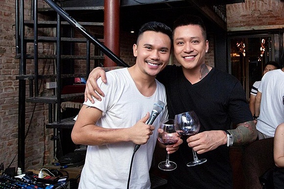 Tuấn Hưng dính nghi án xích mích với Tú Dưa vì tiền bản quyền?-5