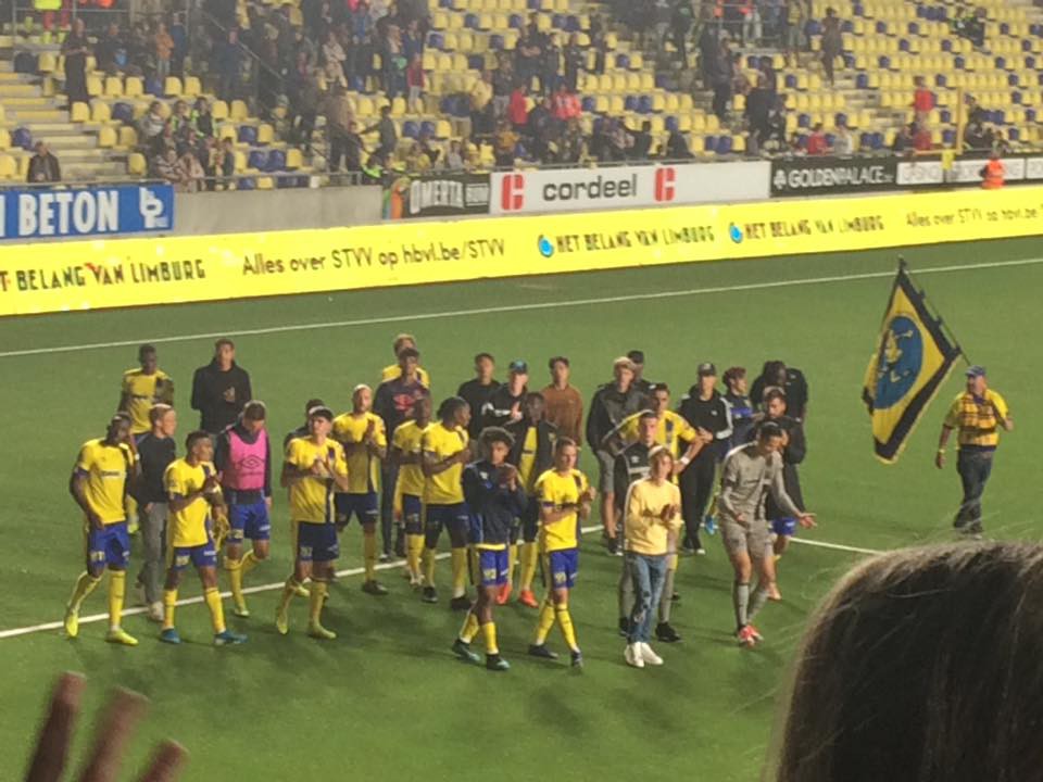 Cô gái H’mông nói tiếng Anh như gió hóa ra có mối thân tình với Công Phượng, chẳng những cùng sống ở Bỉ mà còn học chung lớp-5