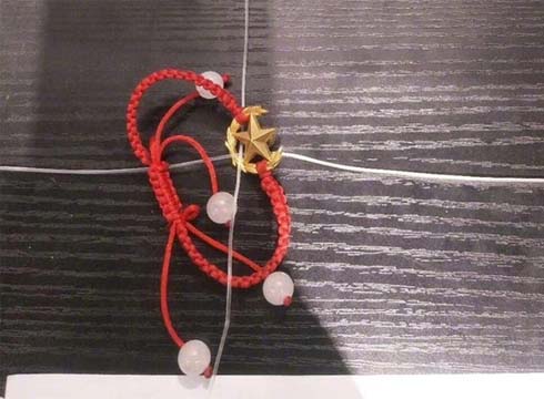 Thiếu nữ 15 tuổi bất thình lình ngã xuống đường ngập nước, người đàn ông tốt bụng đến giúp đỡ nhưng chẳng may 1 lúc mất 2 mạng người-4