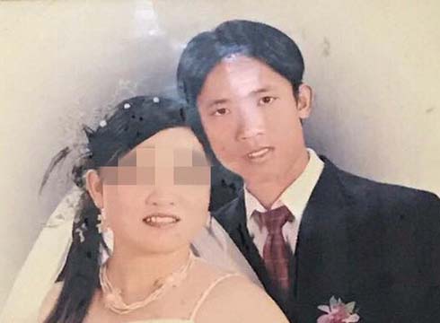 Thầy giáo 59 tuổi ở Bình Dương nựng vòng 1 học sinh lớp 9 nhiều lần khi dạy bồi dưỡng môn Toán-5