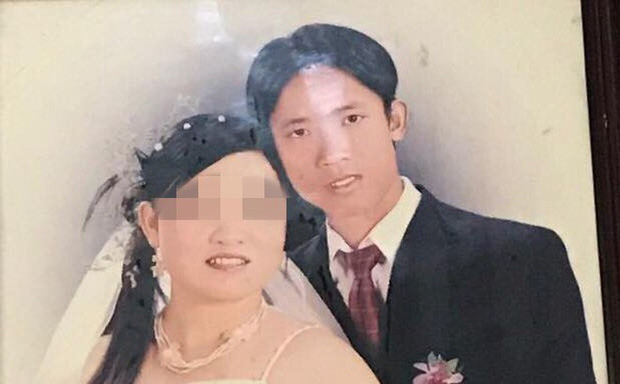 Thấy vợ nghe điện thoại, nổi cơn ghen đâm chết vợ-1