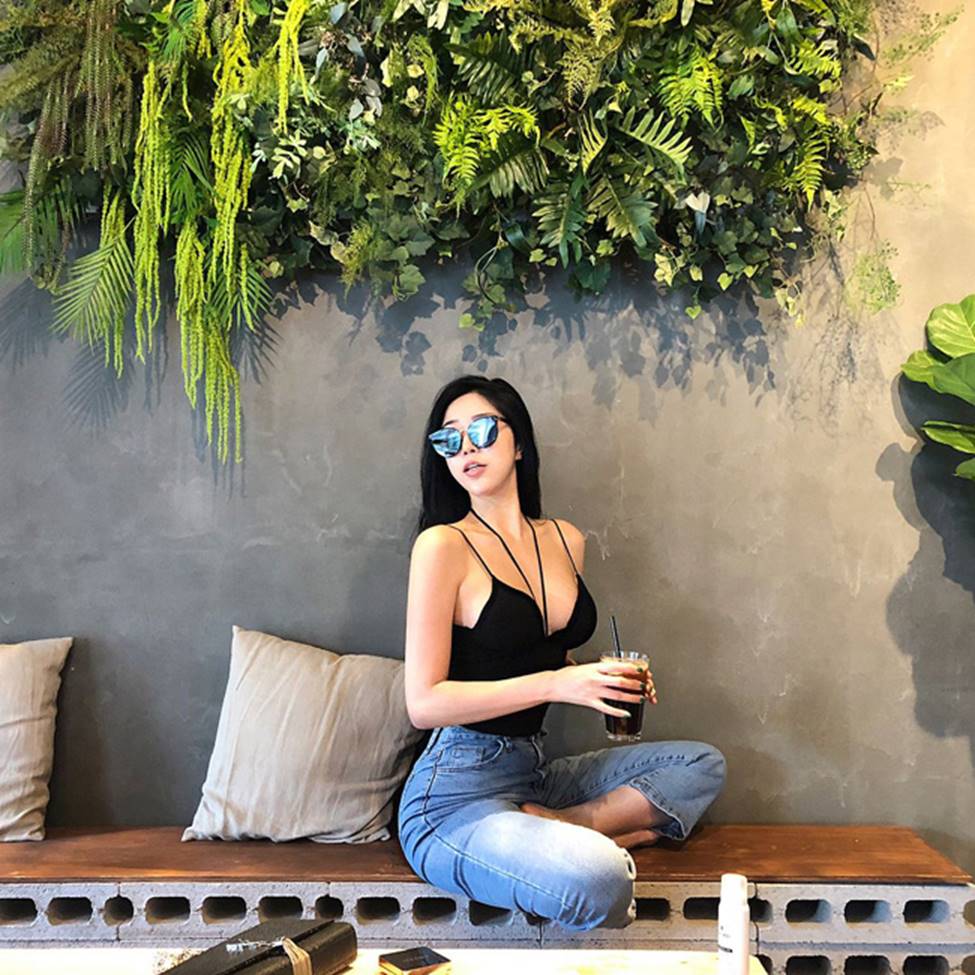 2 người đẹp từ chối lời mời trăm tỷ/đêm của đại gia sống sang chảnh không ngờ-3