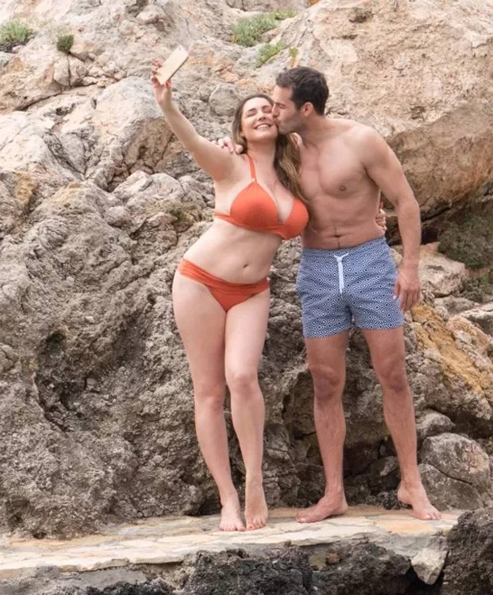 2 người đẹp từ chối lời mời trăm tỷ/đêm của đại gia sống sang chảnh không ngờ-15