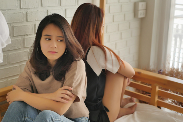 Thấy chiếc que thử thai 2 vạch của em gái, tôi hùng hổ đi đòi công bằng cho em, không ngờ gặp mặt gã đó, tôi lại phải ra về trong xót xa-1
