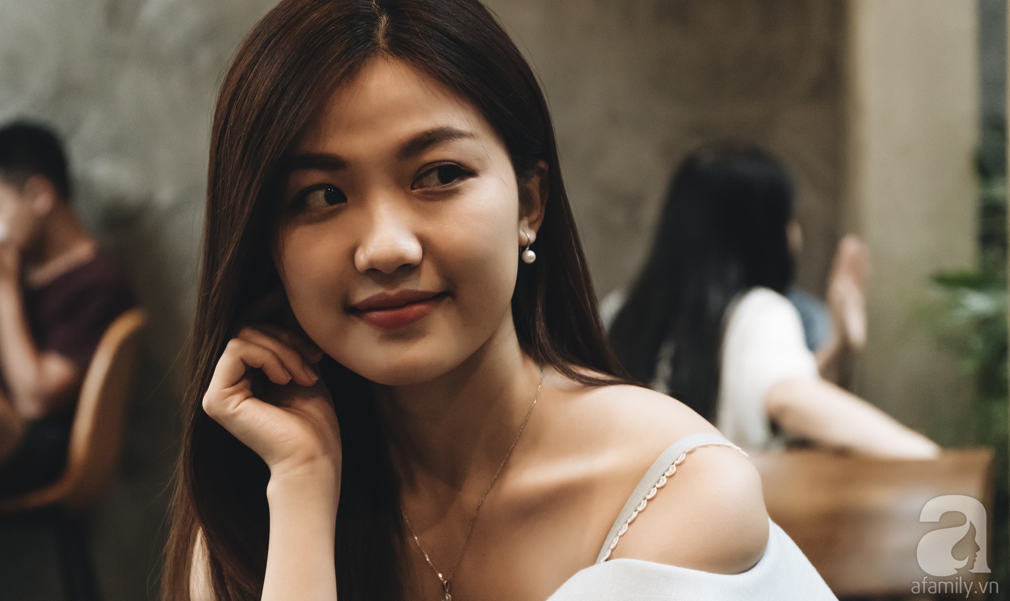 Tiểu tam Trà của Hoa hồng trên ngực trái: Nói chuyện chân dài yêu đại gia, khẳng định người thứ 3 không phải lúc nào cũng đáng ghét-2