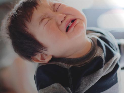 12 câu mà cha mẹ tuyệt đối đừng bao giờ nói với con cái, nếu không muốn chúng tổn thương tâm lý nặng nề-6