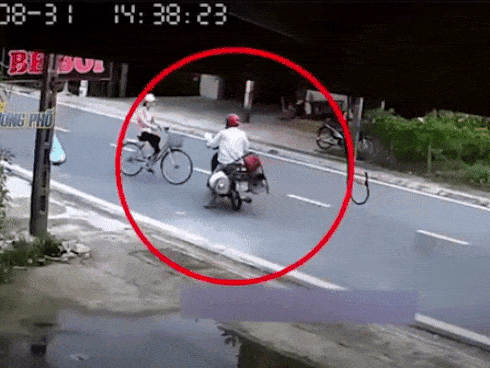 Tạm giữ cặp vợ chồng 9X cầm đầu đường dây mua bán dâm qua mạng xã hội Zalo ở Vũng Tàu-2