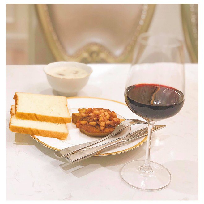 Nhà nữ MC VTV đảm cả mẹ cả con, bữa cơm nhanh như chớp mà ai nhìn cũng xuýt xoa-11