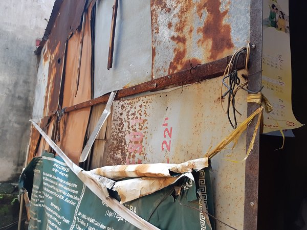 Vợ chồng 33 năm sống trên nóc nhà vệ sinh ở phố cổ: Tôi chạy mất dép đêm tân hôn”-8