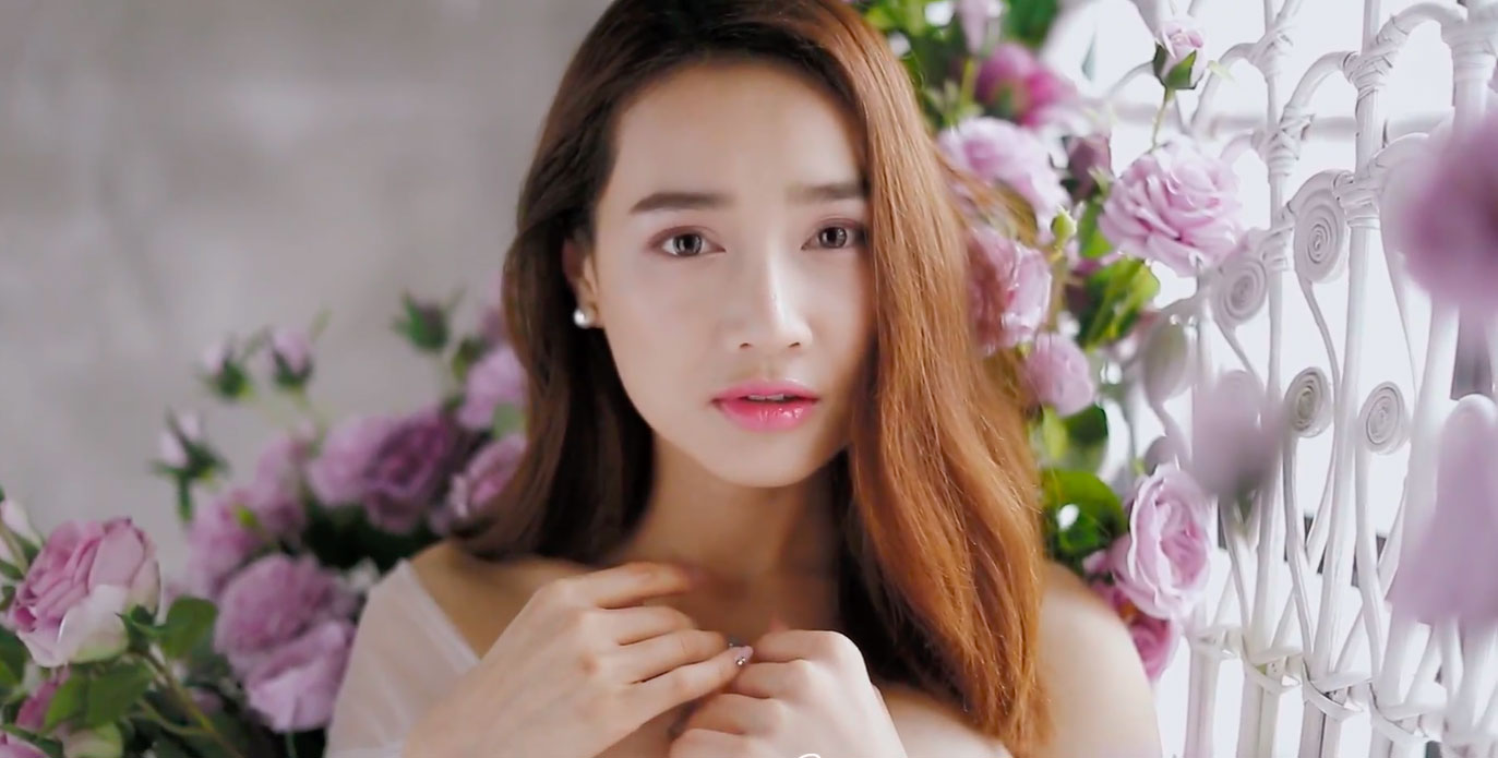 Kỉ niệm 1 năm ngày cưới, Nhã Phương tung loạt hình cực đẹp minh chứng gái một con trông mòn con mắt-11