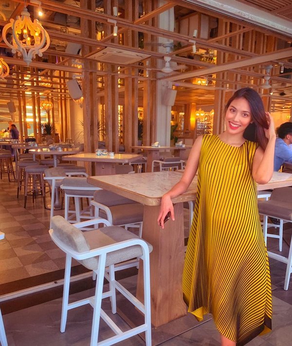 Mang cả núi đồ đi du lịch, Lan Khuê đích thị là bà bầu sành điệu nhất Vbiz-5