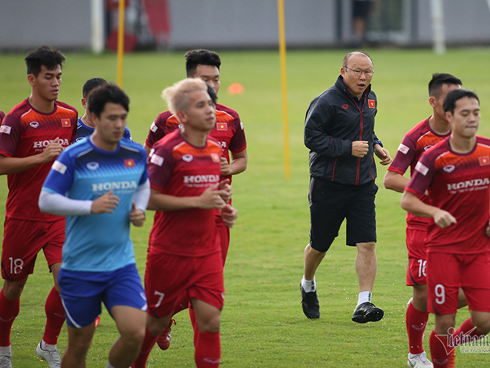 Truyền thông Trung Quốc tiết lộ lý do không ngờ dẫn tới việc thầy cũ của HLV Park Hang Seo thất bại thảm hại tại đội U22-5