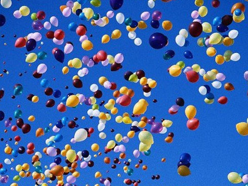 Nhỏ nhầm axit để rửa mũi khiến bé trai bị bỏng nặng-2