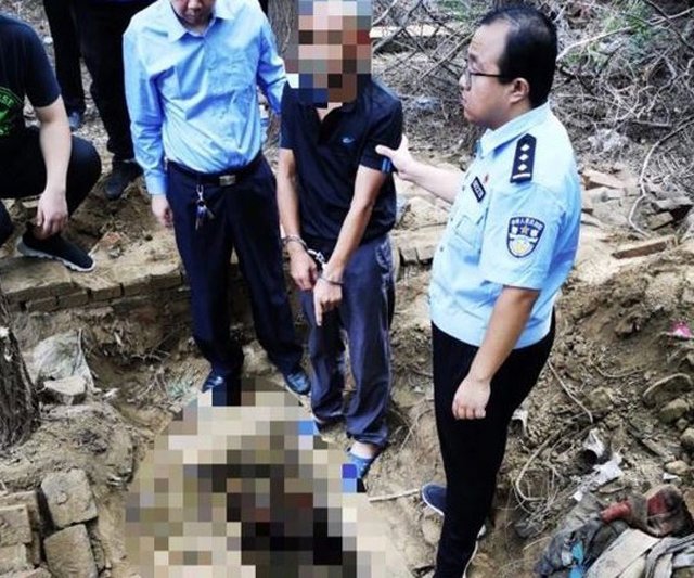 Con gái vừa mang thai thì mất tích, 12 năm sau bố mẹ phát hiện sự thật trong bể phốt-2