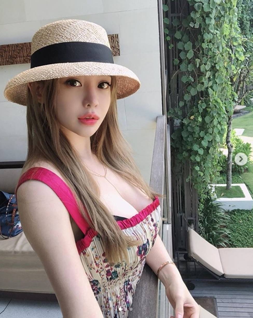 Vẻ đẹp vượt chuẩn Hàn Quốc thông thường của 2 cô gái khiến vạn chàng trai mê mẩn-2