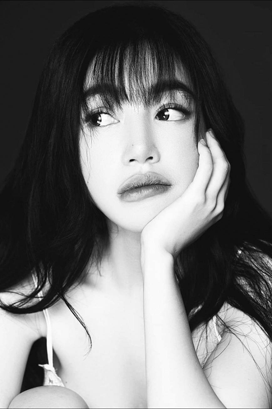 Chụp ảnh đủ biểu cảm hỉ nộ ái ố, Elly Trần vẫn đẹp từng centimet-2