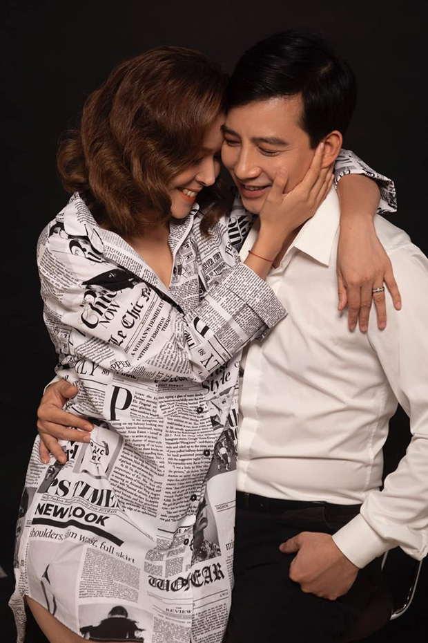 Hồng Quang Hoa hồng trên ngực trái đầy âu yếm, bà xã Diễm Hương khoe vai trần sexy trong bộ ảnh kỷ niệm 5 năm cưới-3