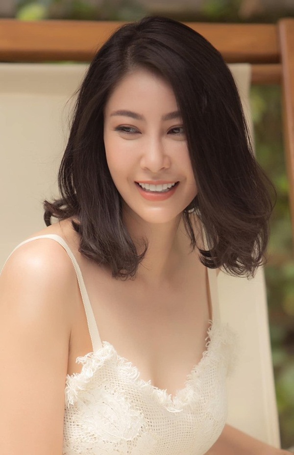Hoa hậu có xuất thân khủng nhất Việt Nam: Cuộc đời long đong lận đận, trải qua sóng gió mới tìm thấy hạnh phúc-10