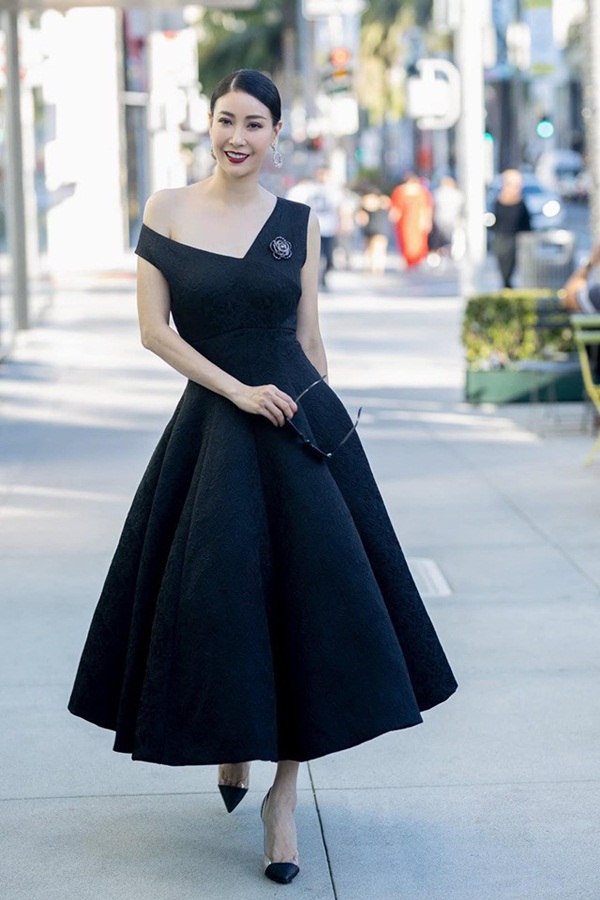 Hoa hậu có xuất thân khủng nhất Việt Nam: Cuộc đời long đong lận đận, trải qua sóng gió mới tìm thấy hạnh phúc-11