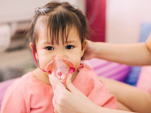 Thời tiết chuyển mùa: Người lớn hay trẻ nhỏ đều có thể gặp rắc rối với 4 vấn đề sức khỏe này