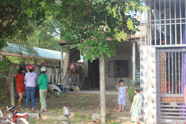 Hoảng hồn phát hiện người đàn ông chết trong nhà riêng-1