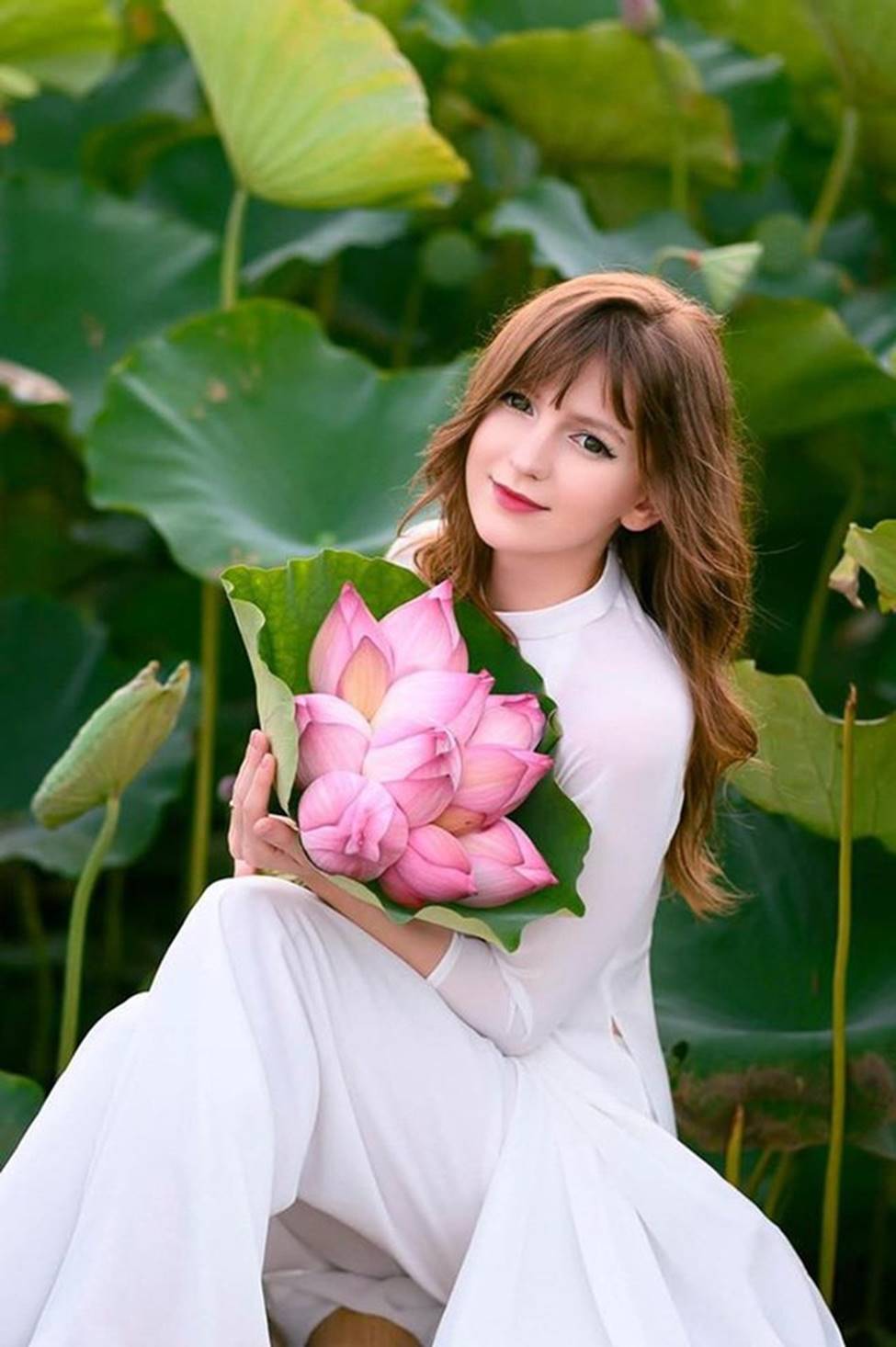 Các cô gái Tây mặc yếm gợi cảm tinh tế mê lòng người-7