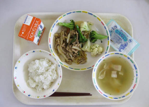 Tận mắt chứng kiến bữa trưa của học sinh Nhật Bản, càng thêm ngưỡng mộ đất nước này đối với thế hệ tương lai-6