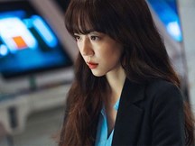 Gọi điện cho chồng nhưng nghe tiếng cô bạn thân: 'Anh ơi xong chưa, em thèm lắm rồi', vợ nổi điên lao về nhà 'vạch mặt gian tình' rồi bật khóc trước cảnh tượng