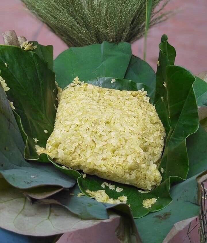 Bay nửa vòng trái đất, chi tiền triệu mua cốm tiến vua hiếm có-3