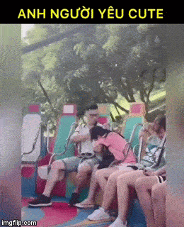 Anh bạn trai gây sốt MXH chỉ vì những cử chỉ này dành cho bạn gái nhưng xem kĩ hơn lại thấy lạ lắm à nghen-2