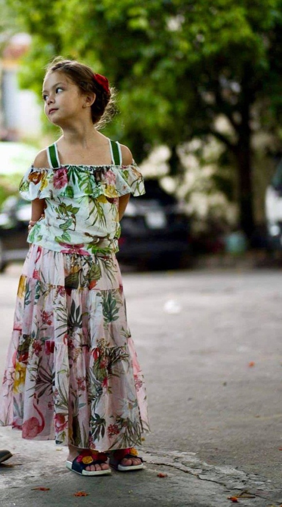 Mới 7 tuổi, con gái diva Hồng Nhung đã sở hữu nhan sắc thiên thần lai đẹp đến khó rời mắt-2