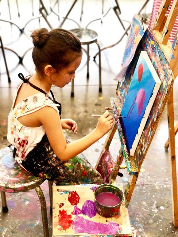 Mới 7 tuổi, con gái diva Hồng Nhung đã sở hữu nhan sắc thiên thần lai đẹp đến khó rời mắt-3