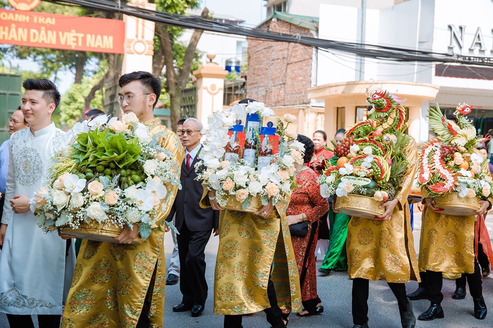 Lỡ duyên với chàng cơ phó Hà Duy đình đám, Âu Hà My lộng lẫy trong lễ ăn hỏi dát vàng từ đường vào nhà-8