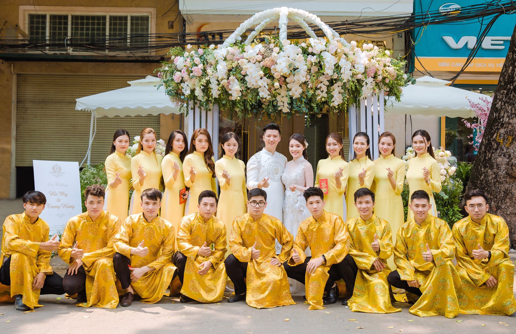 Lỡ duyên với chàng cơ phó Hà Duy đình đám, Âu Hà My lộng lẫy trong lễ ăn hỏi dát vàng từ đường vào nhà-17