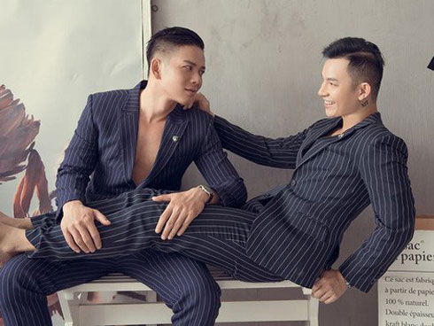 Rơi nước mắt khi xem lại clip về cặp đôi LGBT trong Người ấy là ai? trước khi Đức Hiền qua đời-5