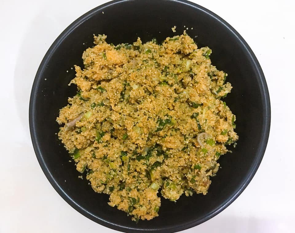 Khoe món ăn lạ lùng rồi khen ngon, cô gái trẻ khiến team nội trợ cãi nhau chí chóe vì người tò mò thấy ghê, kẻ lại mê-6