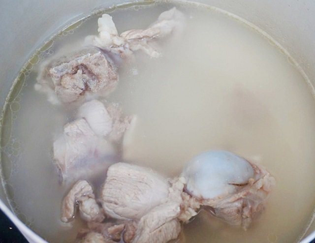 Cách nấu lẩu cá bớp măng chua ngon chuẩn vị nhà hàng-4