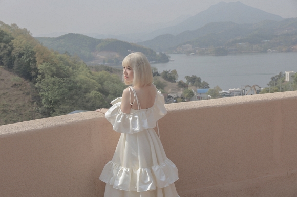 Lộ diện hình ảnh đầy khác lạ của Hari Won khiến nhiều người ngỡ ngàng-6