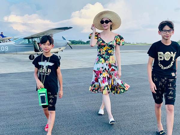 Á hậu Phương Nga khoe dáng nuột nà với bikini-5